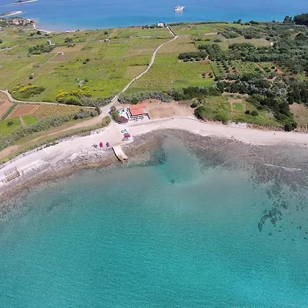 With Parking Space Lumbarda, Korcula - 4352 *
