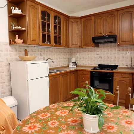 With Parking Space Lumbarda, Korcula - 4352 Lumbarda