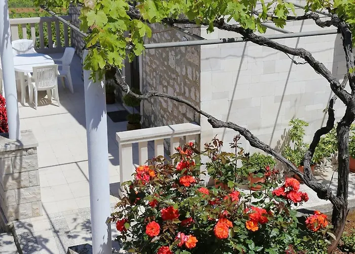 Appartement With Parking Space Lumbarda, Korcula - 4352 *